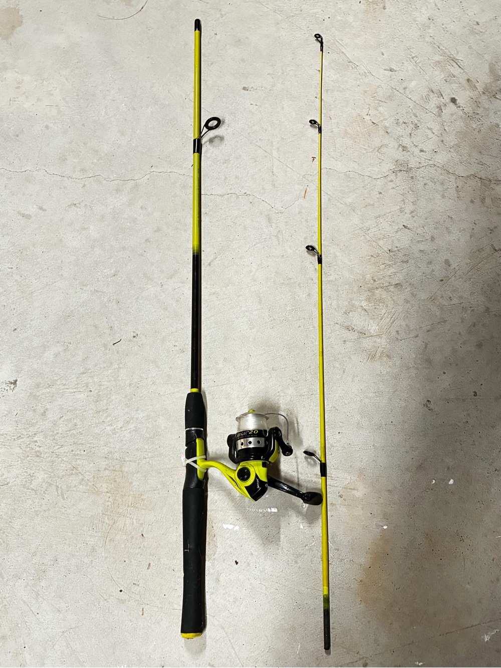 Zebco Splash Spinning Reel - Neon Yellow Accents
